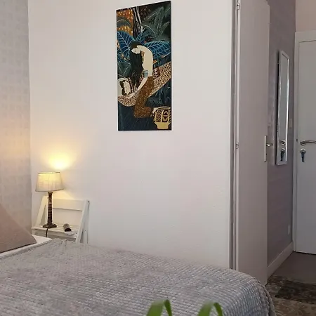 Le Vent Des Globes 2* Ле-Сабль-д’Олон