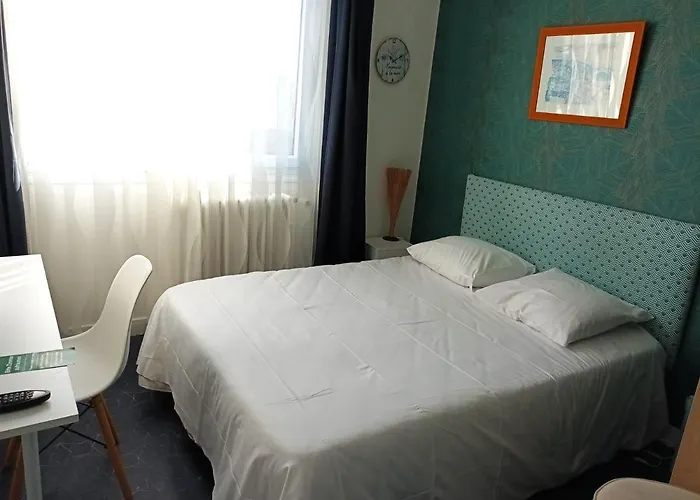 Hotel Le Vent Des Globes 2*