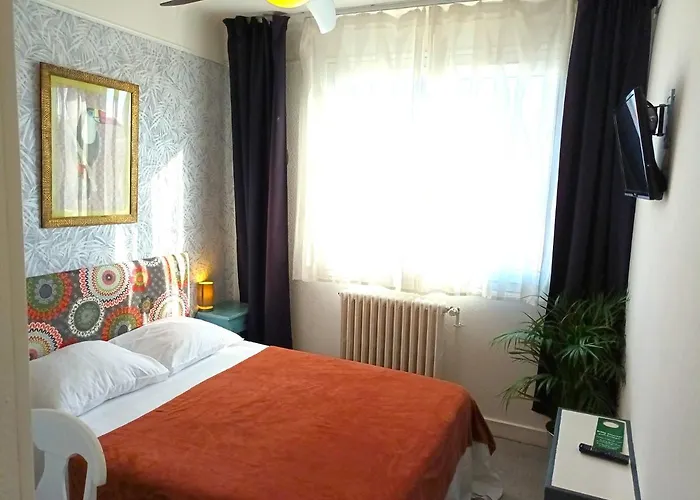 Le Vent Des Globes Hotel 2*