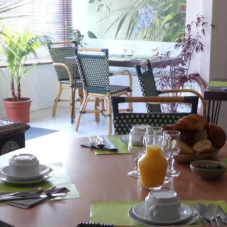 Hotel Le Vent Des Globes