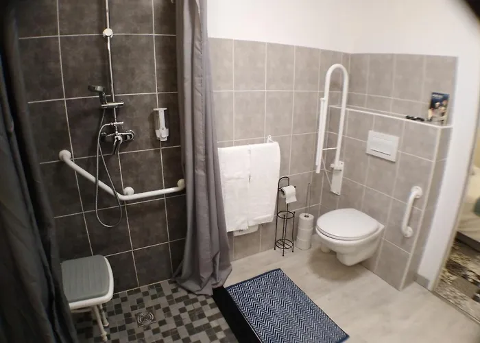 Le Vent Des Globes Hotel 2*