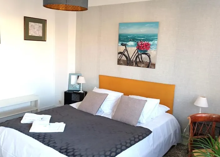 Le Vent Des Globes Hotel