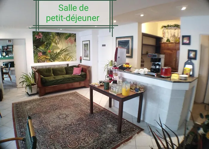 Hotel Le Vent Des Globes 2*