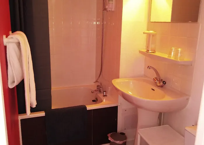 Le Vent Des Globes Hotel 2*